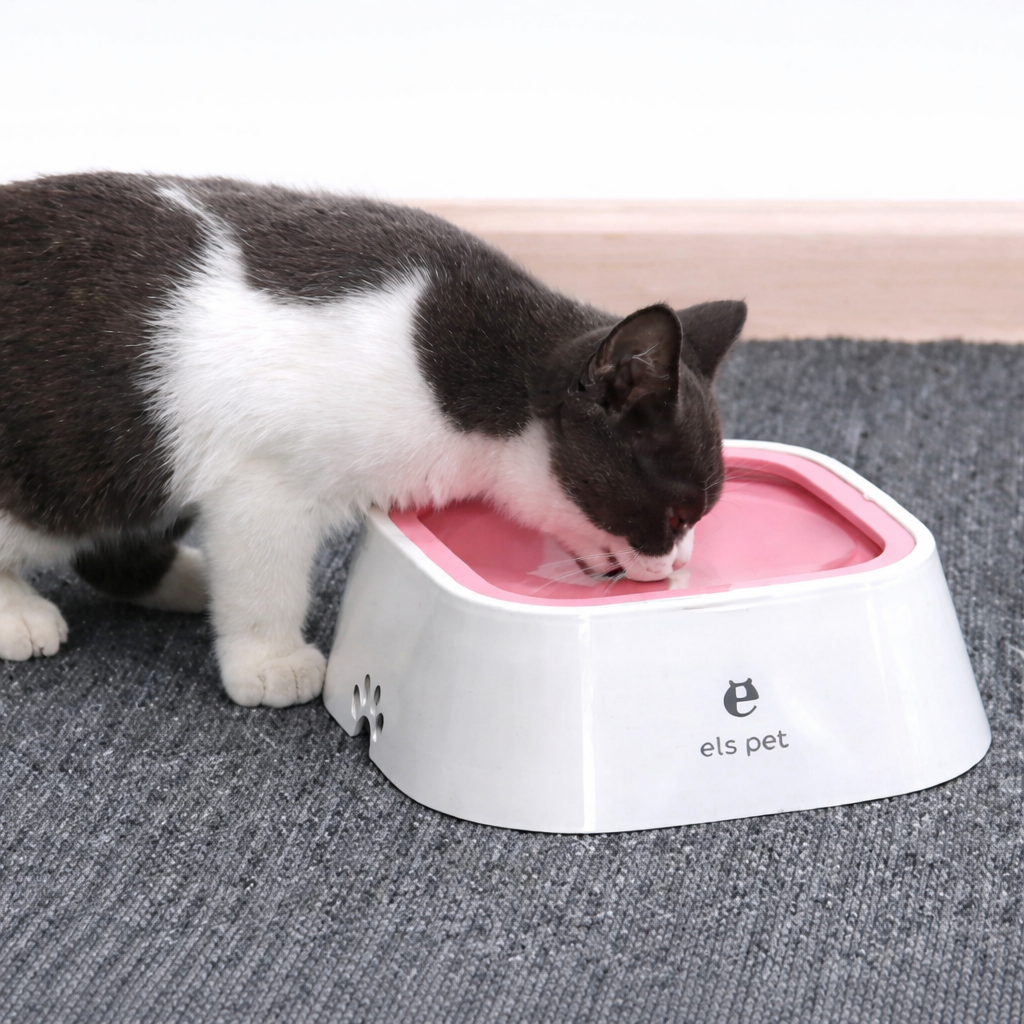 Plato Inteligente Antisalpicaduras: Pisos Secos y Agua Limpia