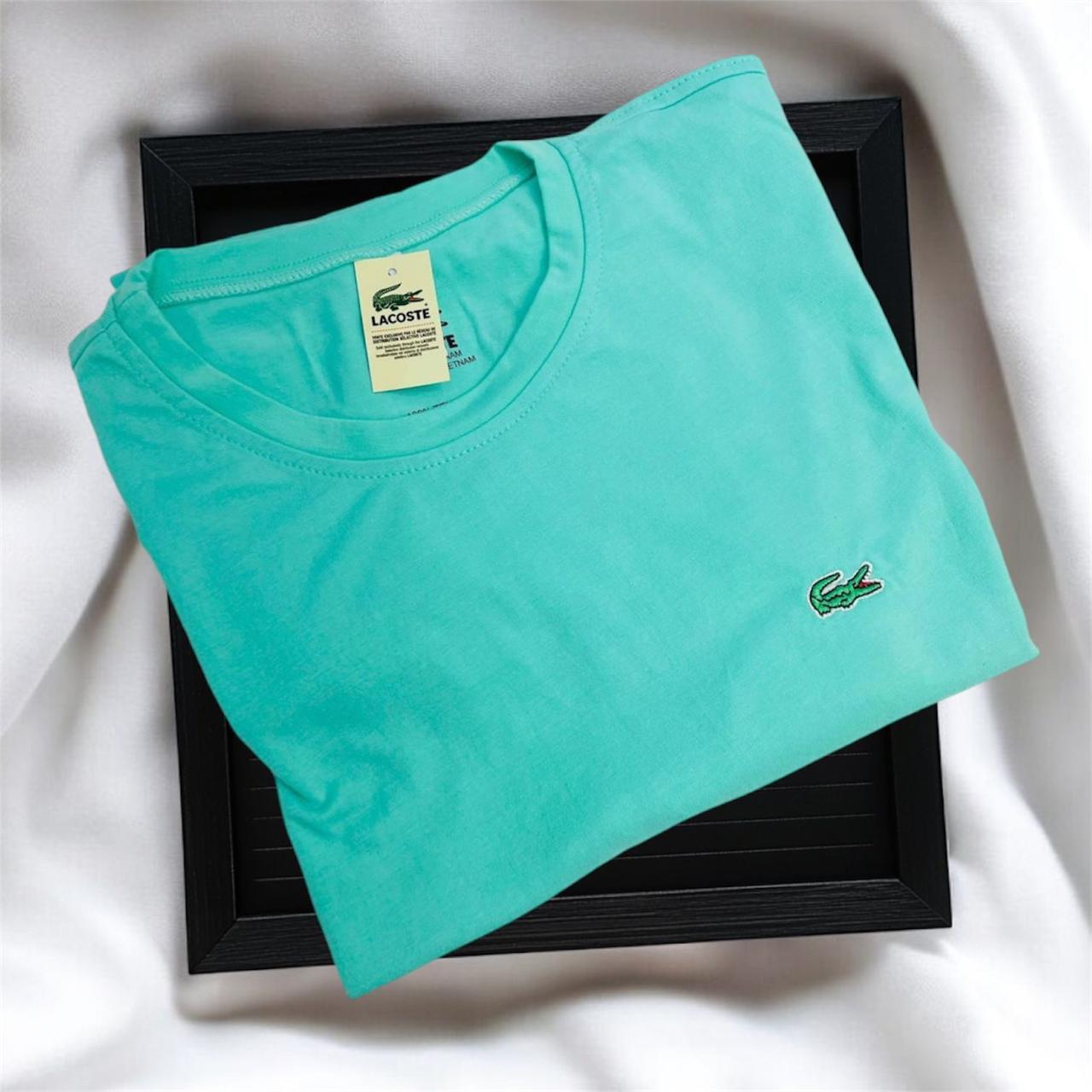 Super Combo Caballero: 5 Camisetas Lacoste Premium + Perfume Gratis